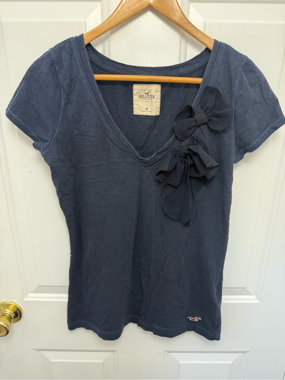 Hollister Navy Blue Bow V Neck T Shirt Size M Y2K Coquette Girl